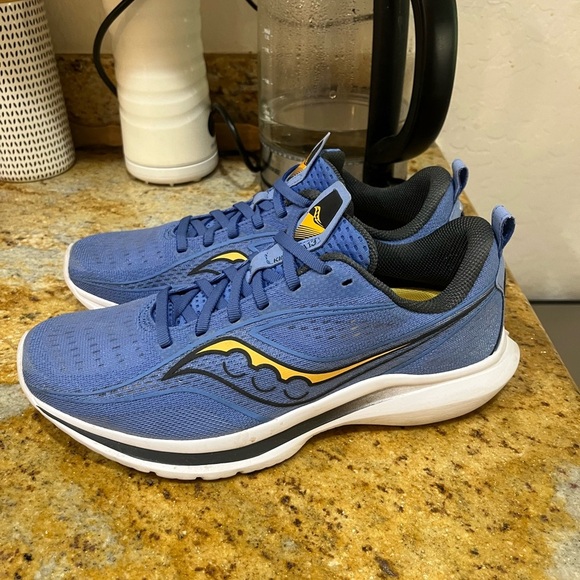 Saucony pwr run size 10 - Picture 3 of 9